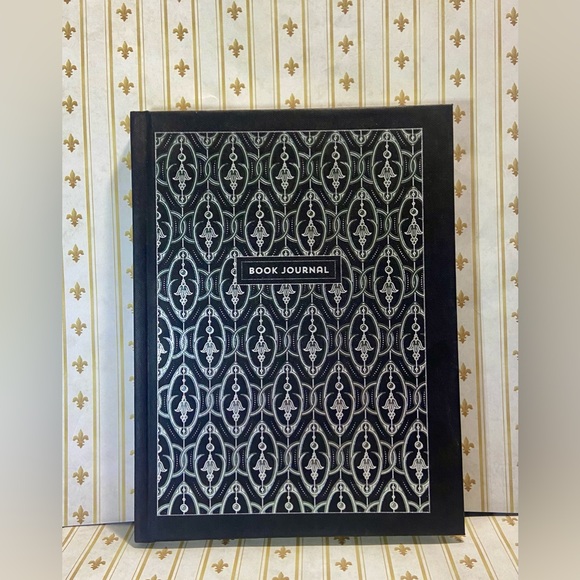 Barnes & Noble Other - 📚 3/$15 Black and White Book Journal